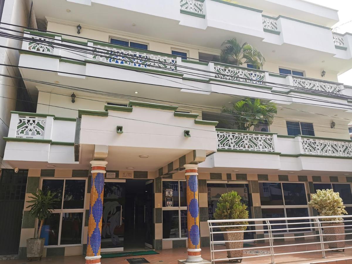 Hotel El Delfin 2*